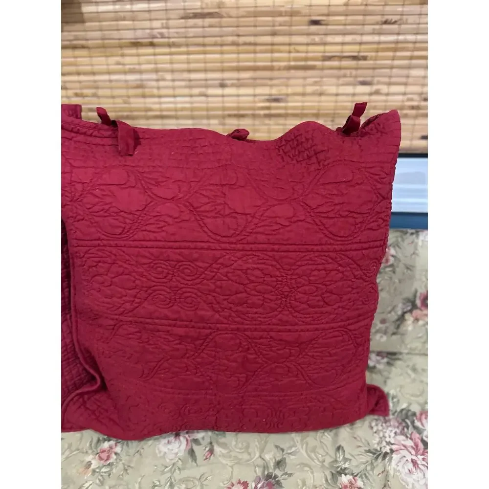 Pottery Barn Pic Stitch Linen Blend Euro Shams Ruby Red Medalian Style Set Of 2